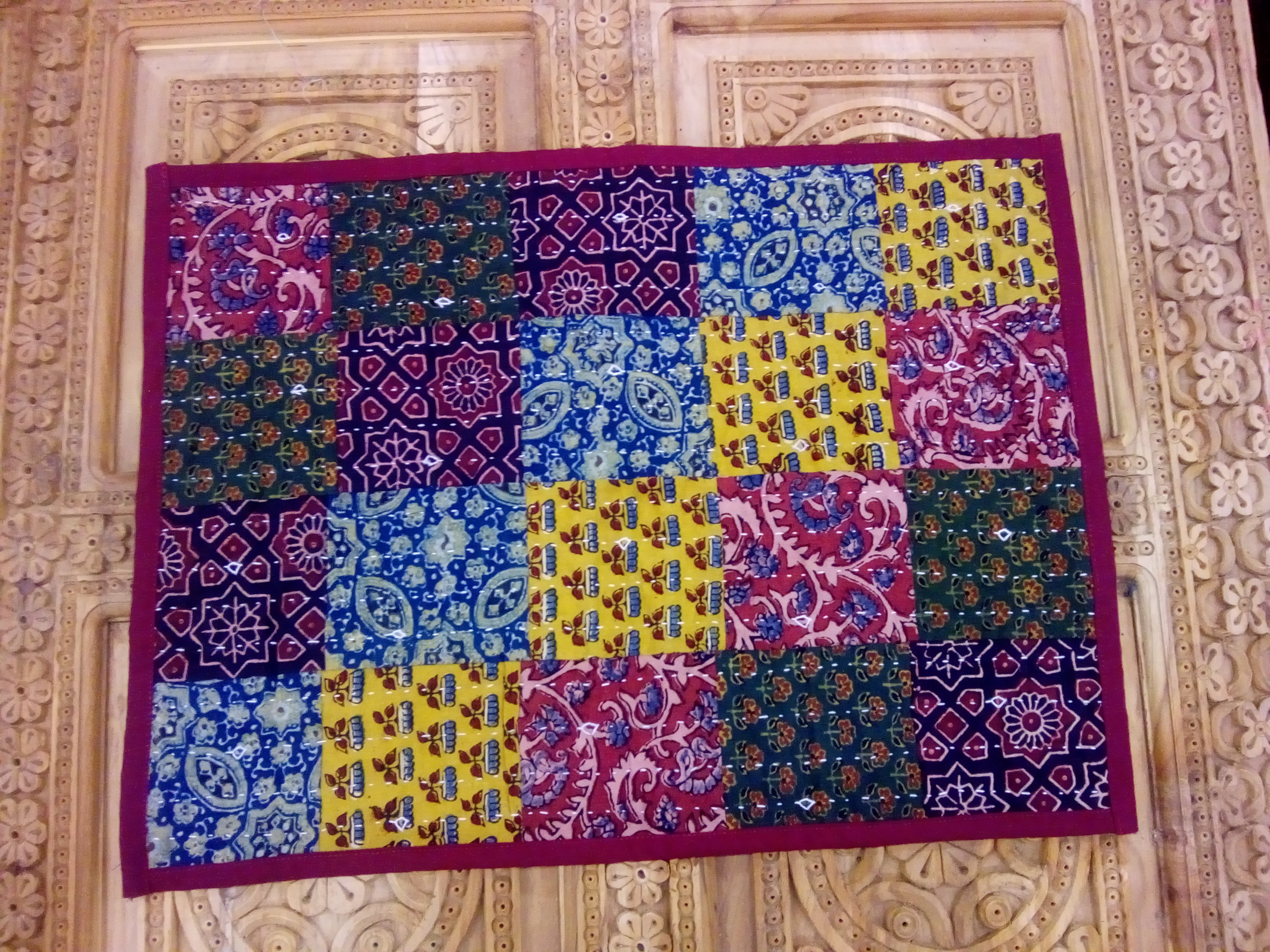 HANDCRAFTED TABLE MAT